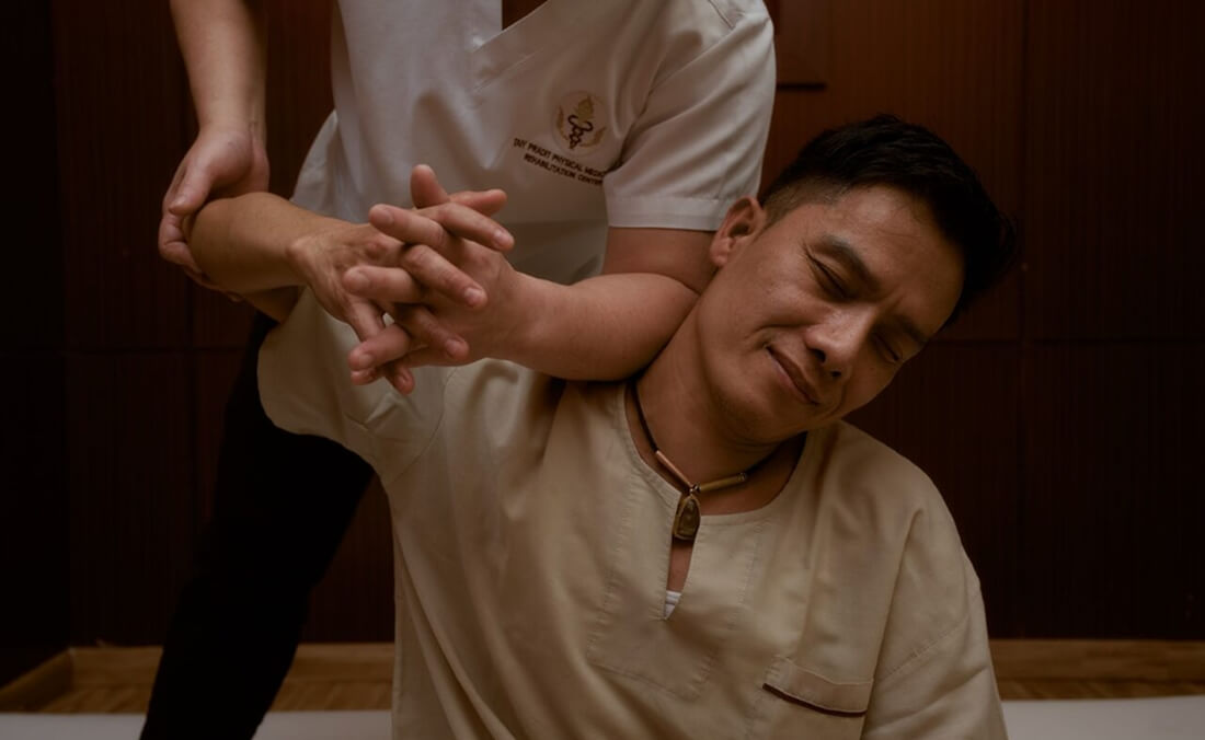 Thai Traditional Stretchings